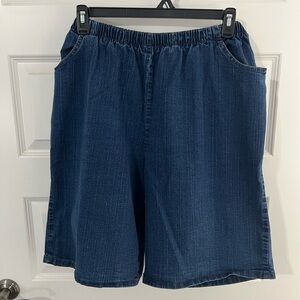 Chic Women's Blue Jean Shorts